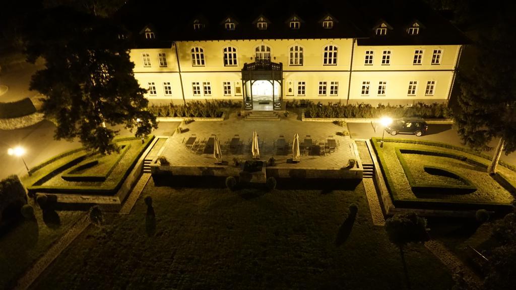 Castle Hotel Grof Degenfeld Superior Tarcal Esterno foto