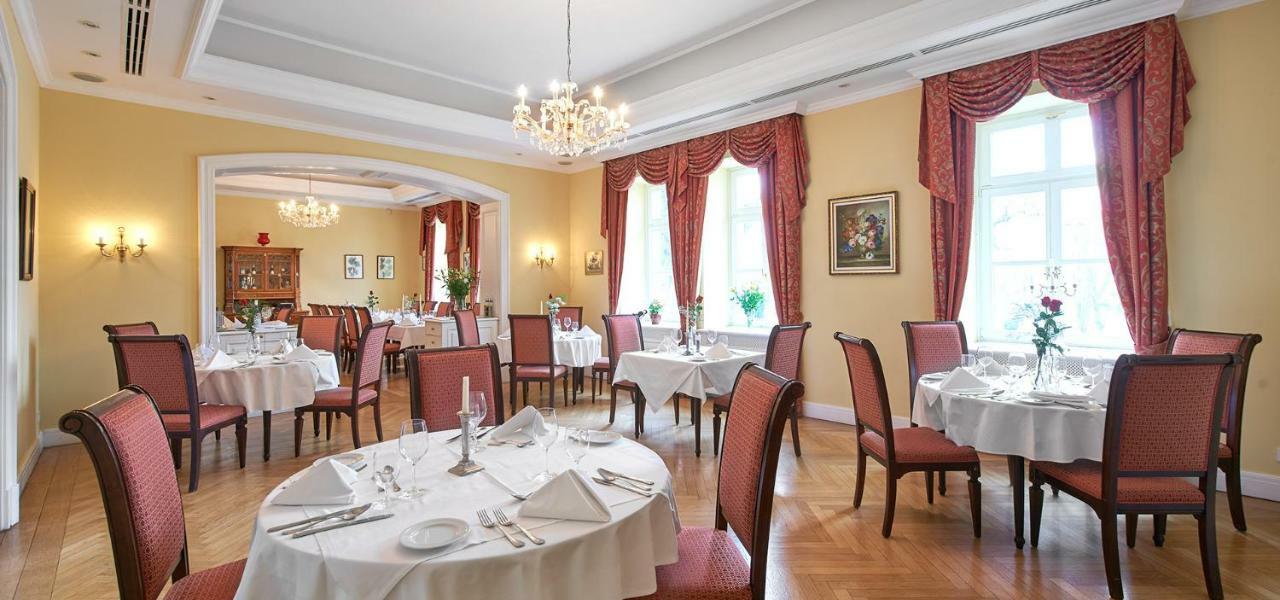 Castle Hotel Grof Degenfeld Superior Tarcal Esterno foto